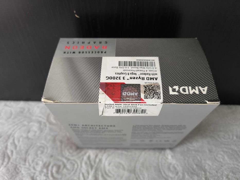 Procesor AMD Ryzen 3 3200G - Nowy / Nie odpakowane pudelko.