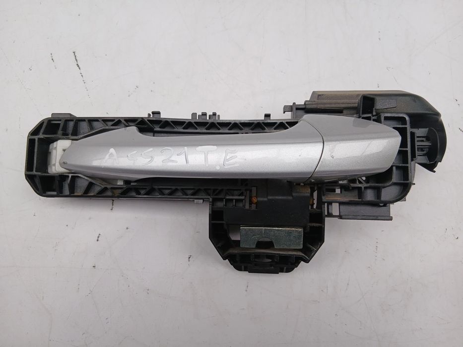 Puxador porta trás esquerdo MERCEDES-BENZ Classe B (W246, W242)