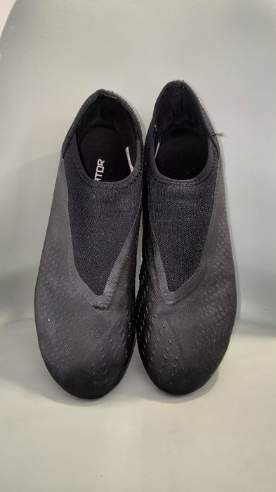 Chuteira  adidas Predator 44