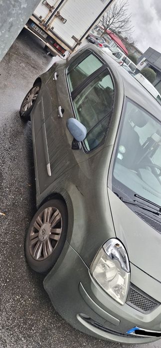 Renault Modus 2004  para pecas