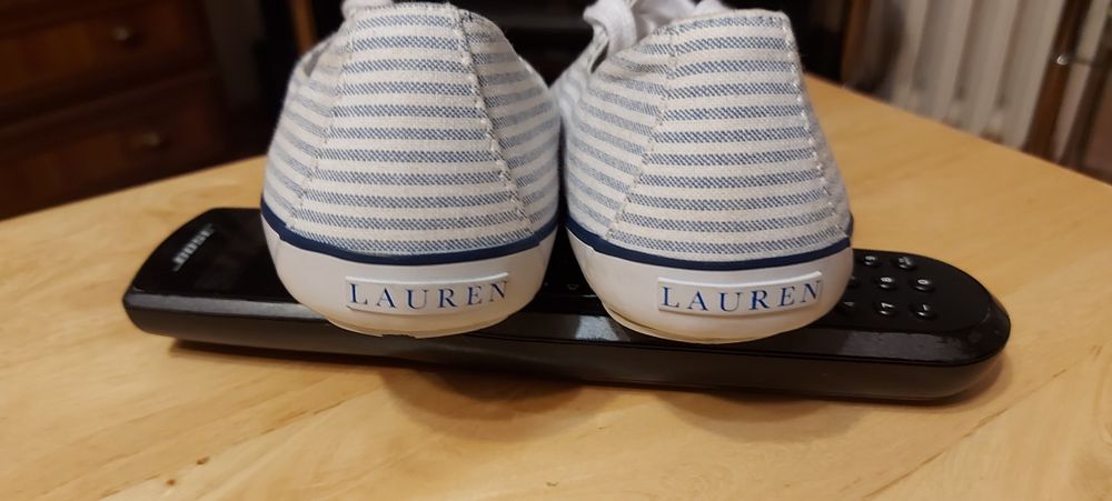 Sprzedam nowe  trampki LAUREN