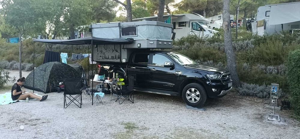 Zabudowa camper pickup kapsuła