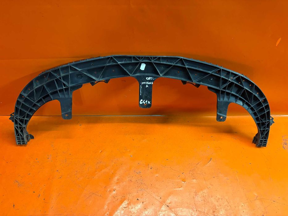 641K Wzmocnienie Zderzaka Przedniego Przód Opel Insignia A