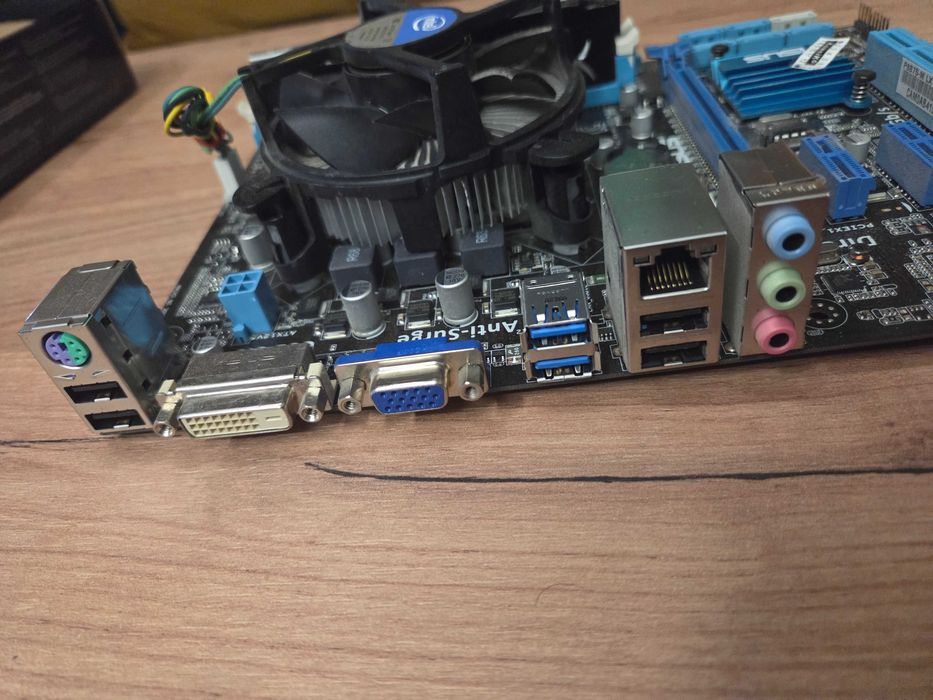 Zestaw: płyta główna asus + procesor i3-3220 + RAM 2x8GB