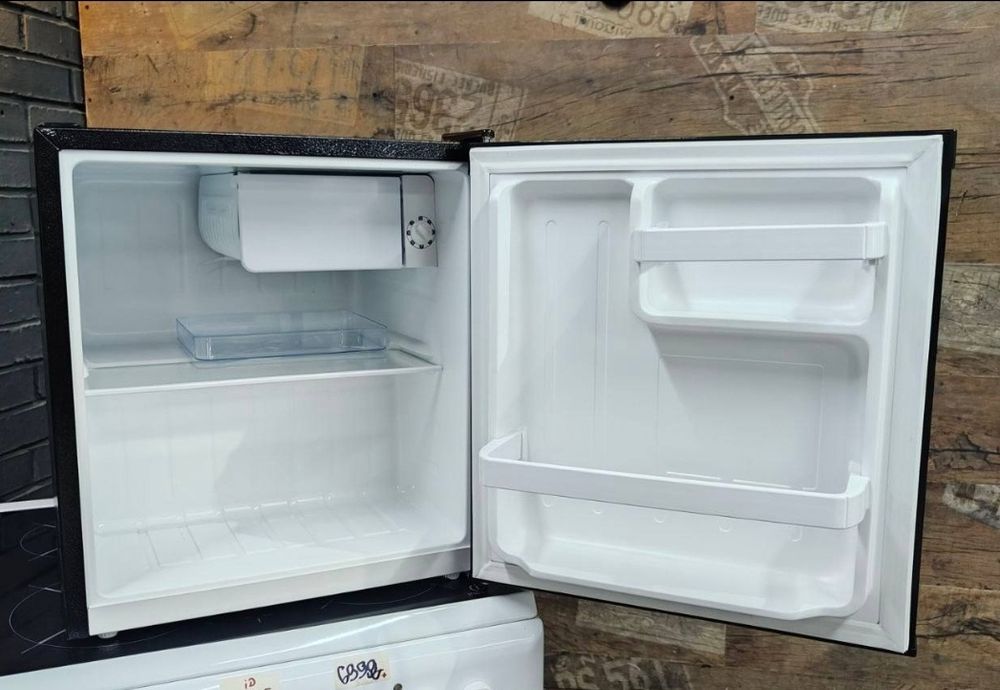 Міні холодильник Interlux/ Барний холодильник/мини холодильники. Склад