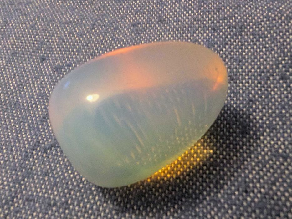 Opal naturalny szlifowany, kamień kolekcjonerski