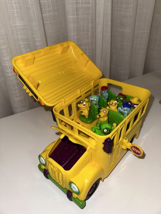 Zomlings Series 5 Crazy School Bus