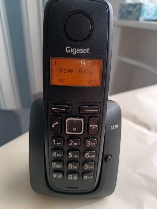Telefon stacjonarny-bezprzewodowy "Gigaset"A-120