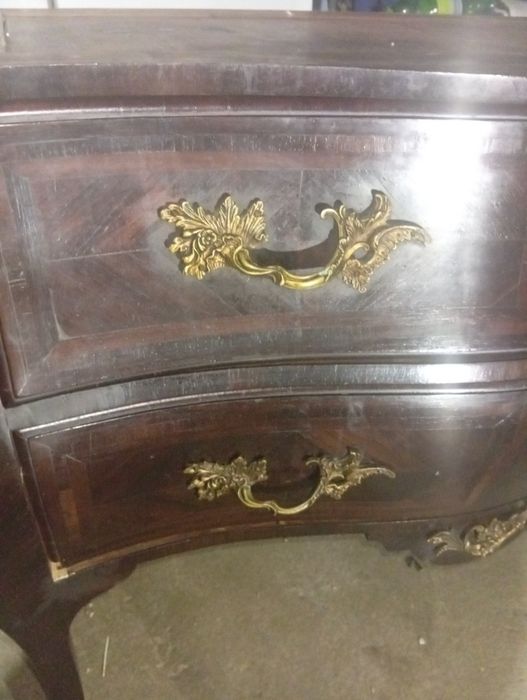 Cómoda vintage usada