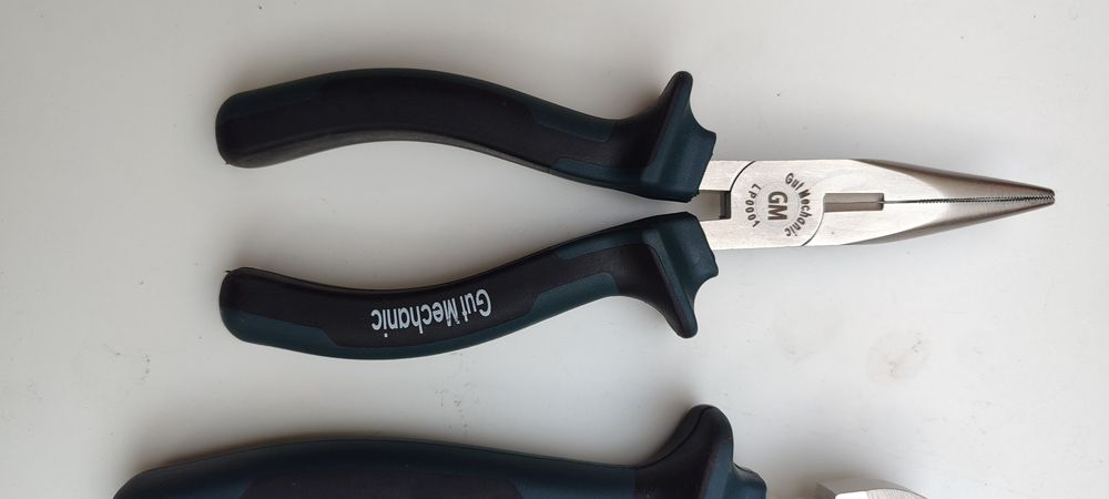 Набір плоскогубців GUT MECHANIC