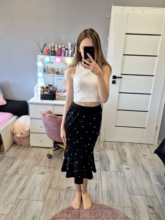 Elegancka spódnica midi z koralikami