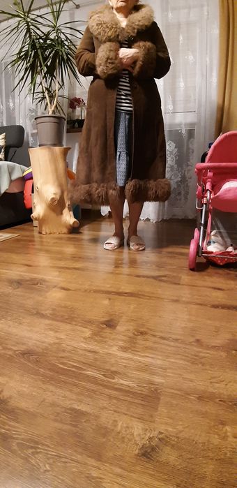 Kożuch damski długi rozmiar 38-40