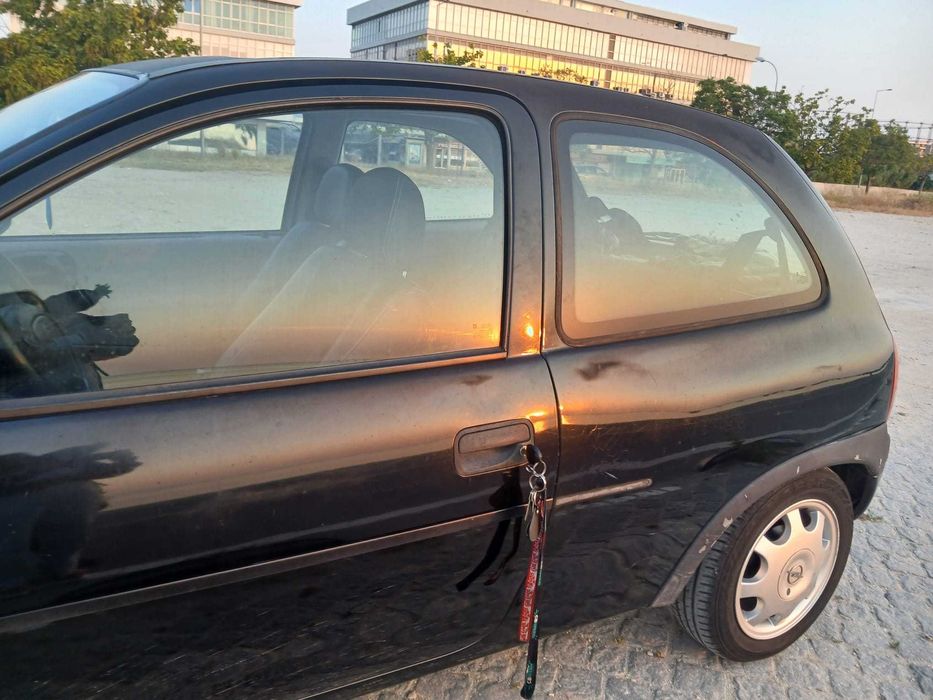 Opel Corsa Swing 1997 preto