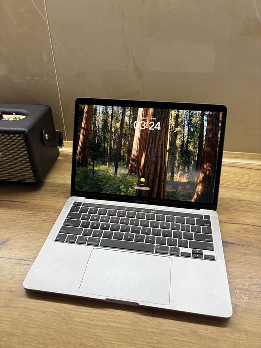 Macbook Pro 2020року 16/512гб, 98% акб