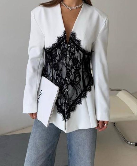 Сукня-піджак з мереживом