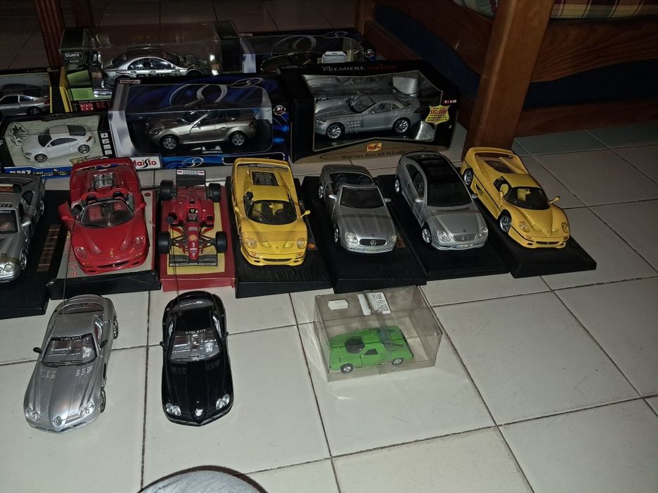 Coleccao de 25 carros