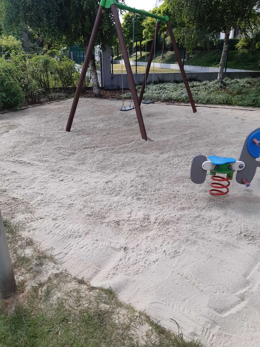 Piasek do piaskownic i na place zabaw z Atestem PZH