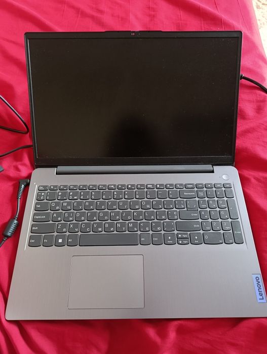Ноутбук Lenovo IdeaPad Slim 3 15AMN8