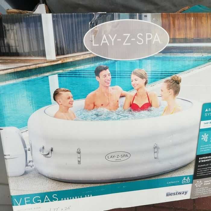 Lay-Z-Spa Vegas ST.Lucia Jacuzzi