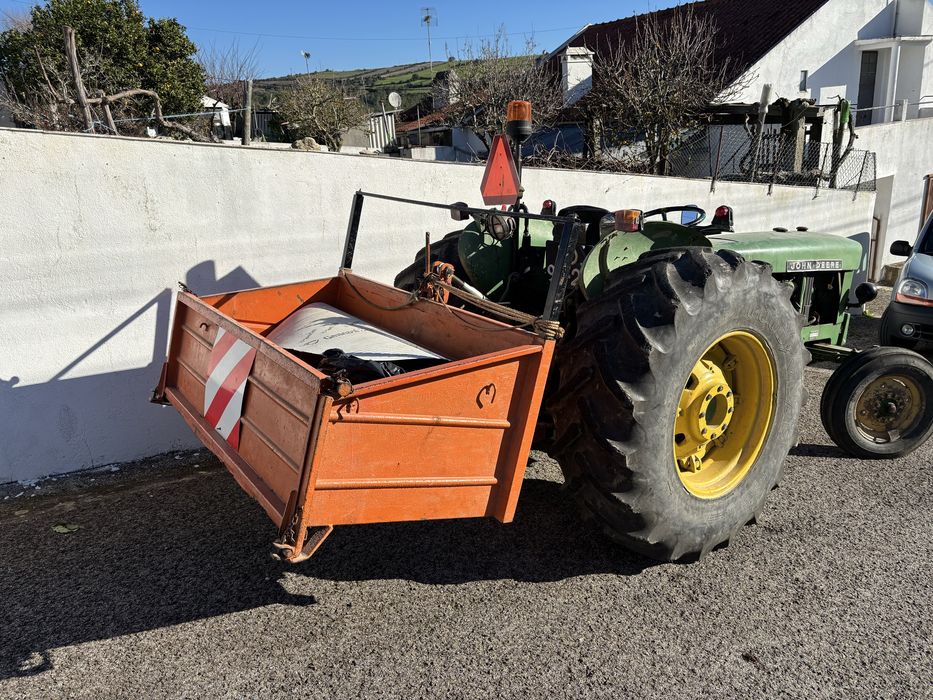 Trator Jonh Deere 1120