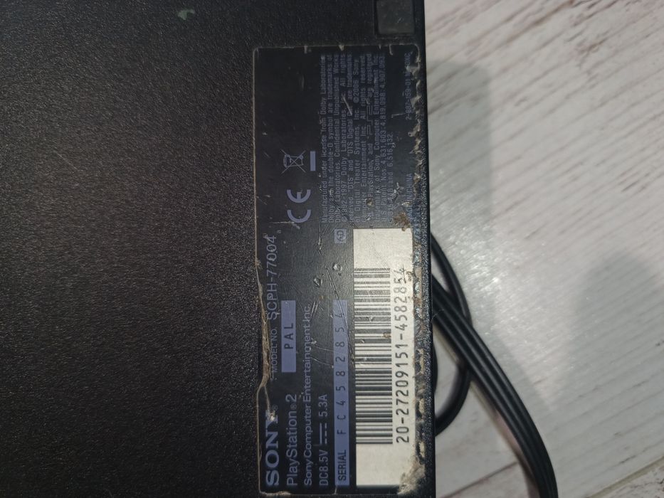 PlayStation 2 slim+ pad+ kabel tv+ zasilacz