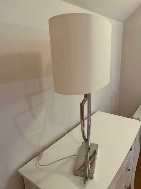 Ekskluzywna lampa do salonu