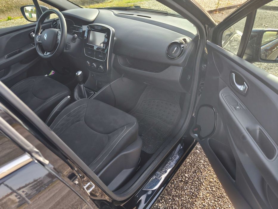 Renault Clio Limited