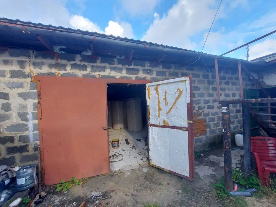 Троєщина виробничо-складське приміщення, тепле, 380В, є санвузол