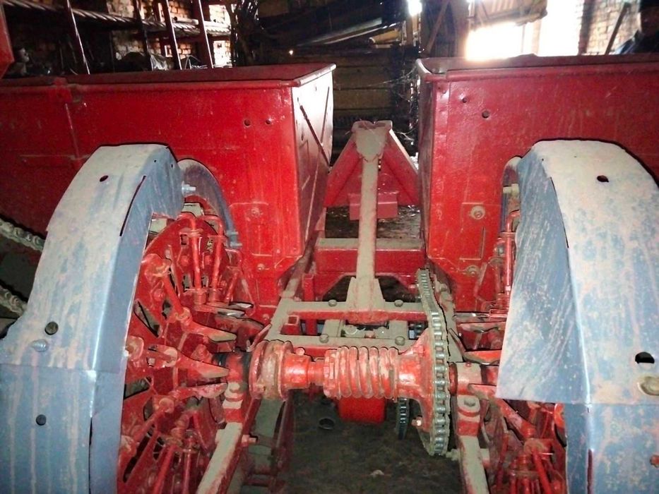 Продам сажалку КСН 4