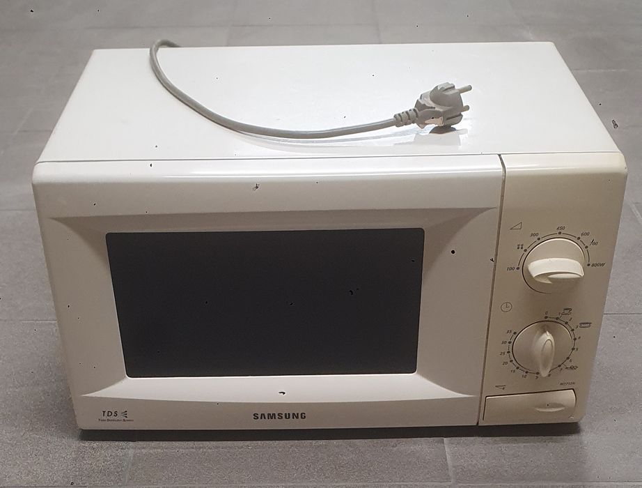 Sprzedam Mikrofalówkę Samsung Stan Dobry, Serdecznie Polecam...