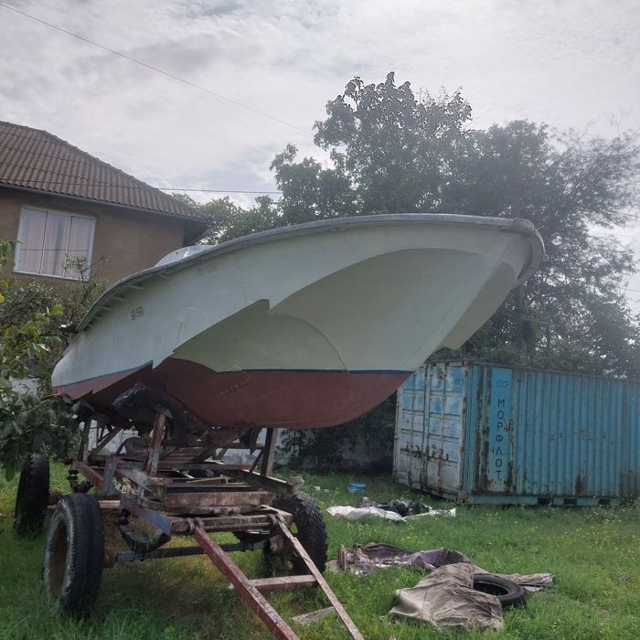 продам катер волга стрела