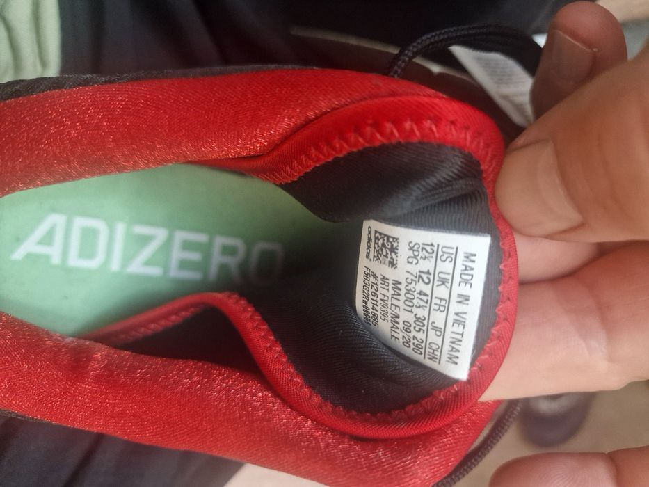Adidas buty sportowe piłkarskie