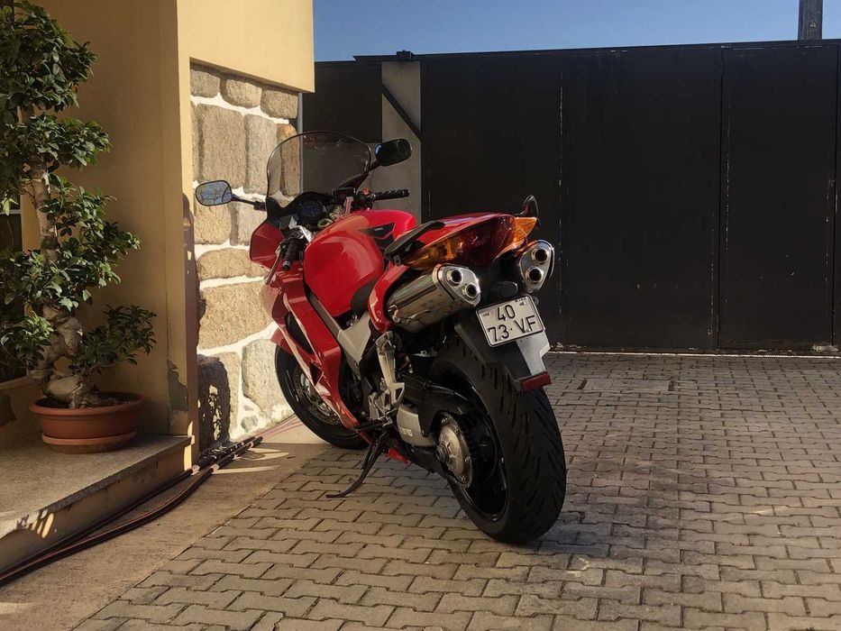 Honda VFR 800 VTEC