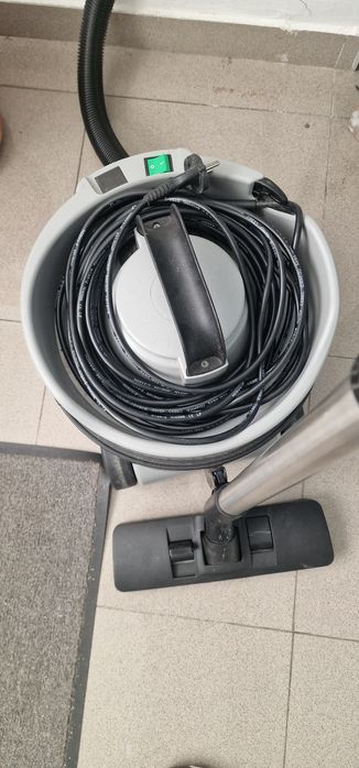 Aspirador Numatic