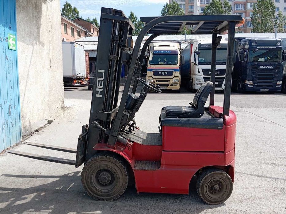 Вилочный погрузчик б/у HELI CPD10FJ2 Электропогрузчик