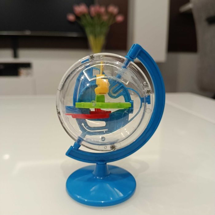 Mini zabawka logiczna, labirynt 3D, globus, kulka do celu, łamigłówka