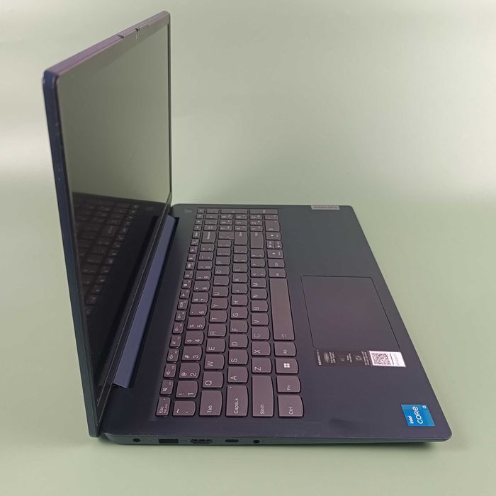 Lenovo IdeaPad 3 15IAU7 i3-1215U(6/8)/8Гб DDR4/NVMe 512Гб/15.6"/FHD TN/АКБ 4г+