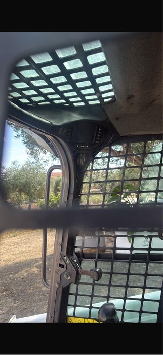 Bobcat S450 muito bom estado