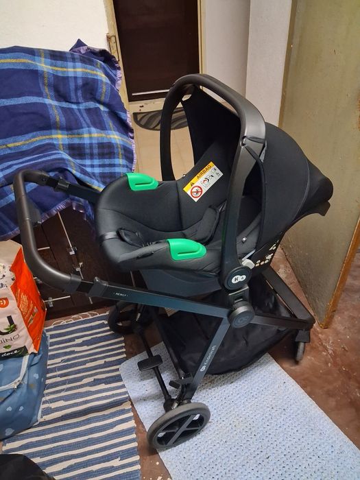 Carrinho kinderkraf  + Newly + Mink Pro (preto)