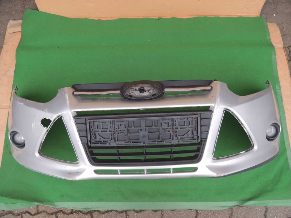Zderzak przód przedni Ford Focus MK3 0B OB 10,11,12,13,14