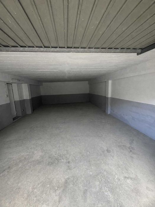 Garagem em Avenida Irmã Lúcia de Jesus