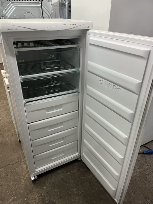 Zamrażarka Premiere 145cm |12msc |BD stan |Dowóz