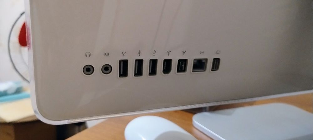 Моноблок Apple iMac G5 PowerPC/500Gb/2.5Gb DDR2/ATI X600XT 1