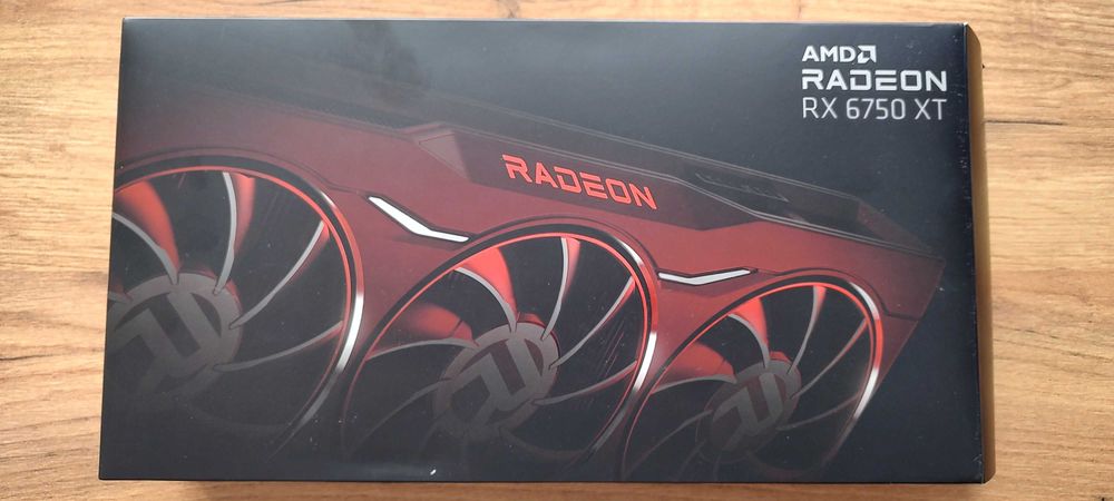 Karta graficzna XFX Radeon RX6750XT Core