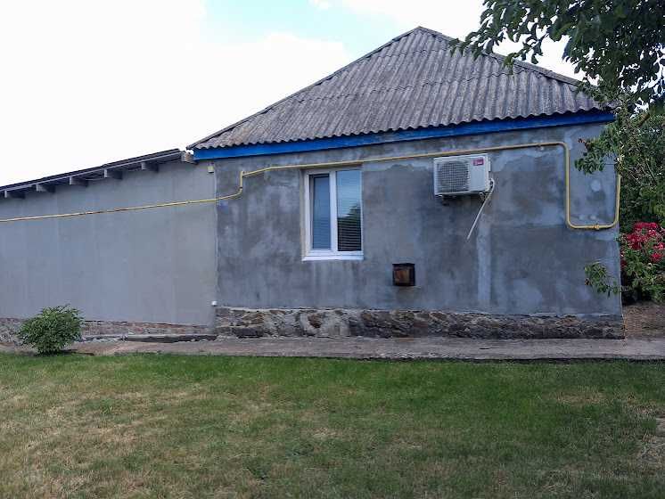 Продається житловий будинок в центральній частині міста Чигирин