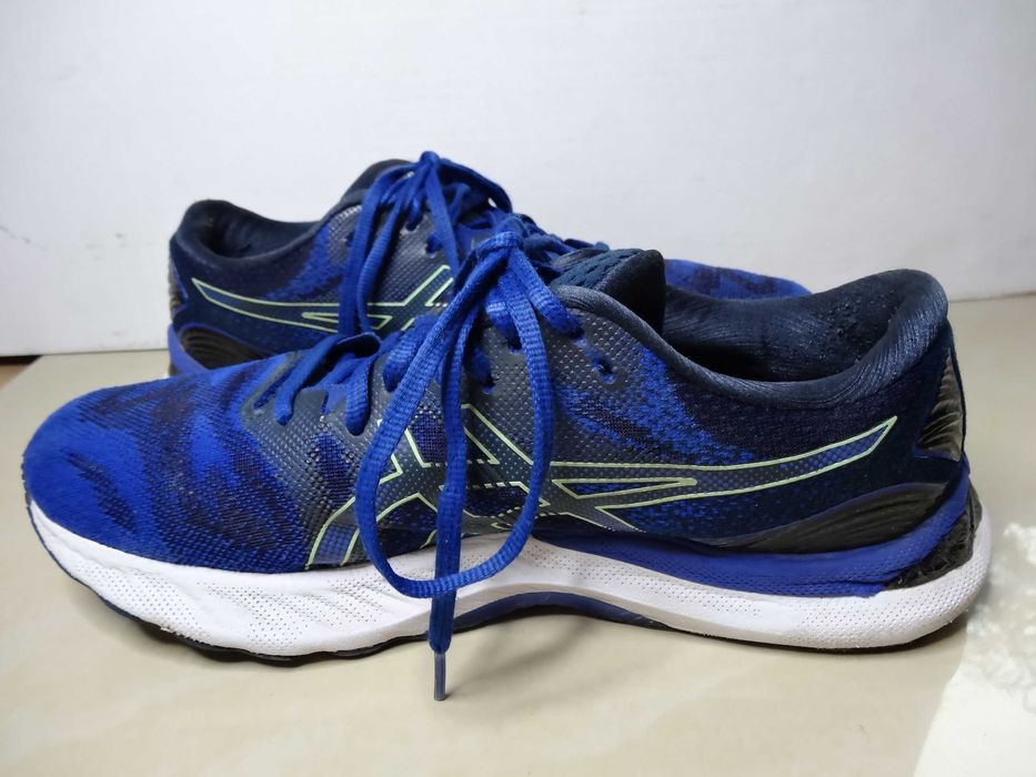 Buty ASICS GEL-NIMBUS 23 roz 42,5 Bieganie Sportowe