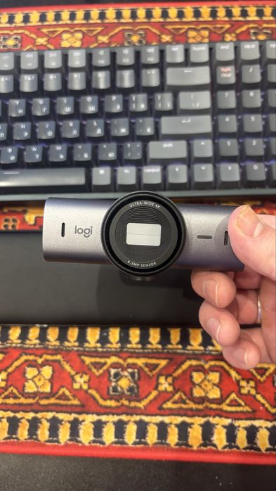 Продам веб-камеру Logitech MX Brio 4K
