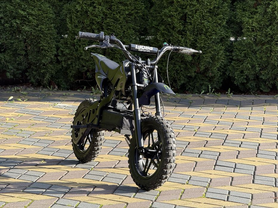 Електричний пітбайк