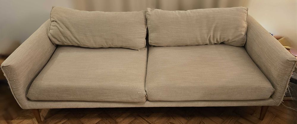 Sofá 2 Lugares Confortável AREA