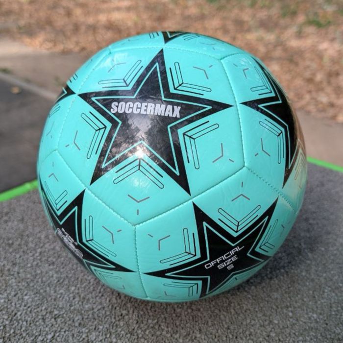Мяч футбольний SOCCERMAX розмір 5 розпродаж виробник Пакистан